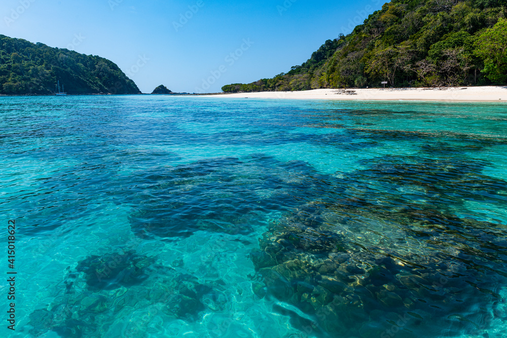 White sand beach and turquoise water, Koh Rok, Mu Ko Lanta National Park, Thailand White sand beach and turquoise water, Koh Rok, Mu Ko Lanta National Park, Thailand
