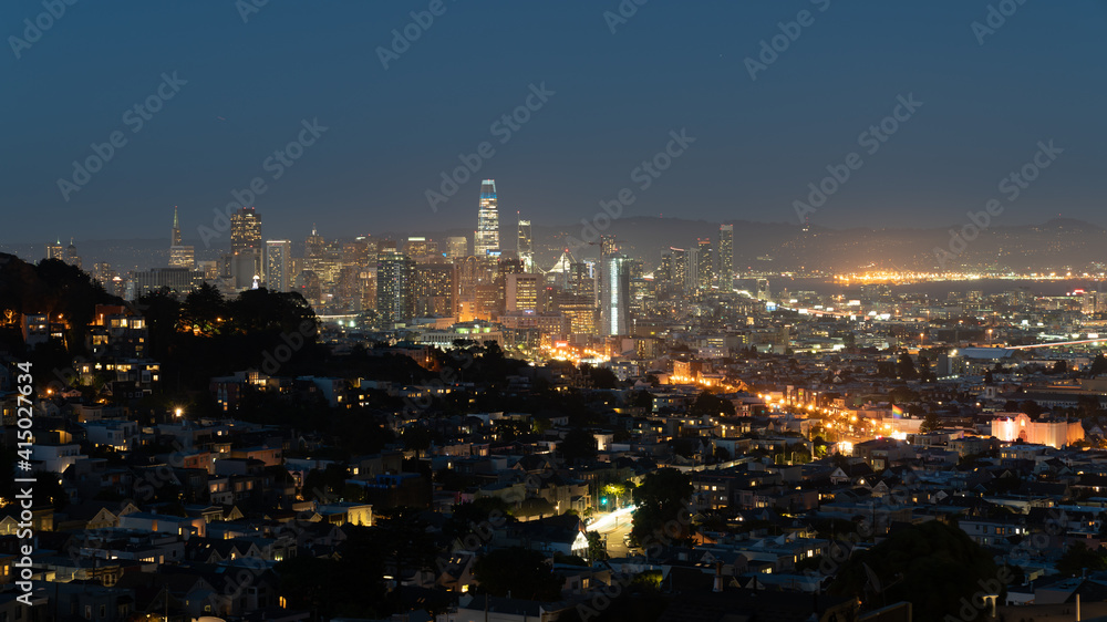 Obraz premium Hazy San Francisco downtown cityscape at night, California, USA