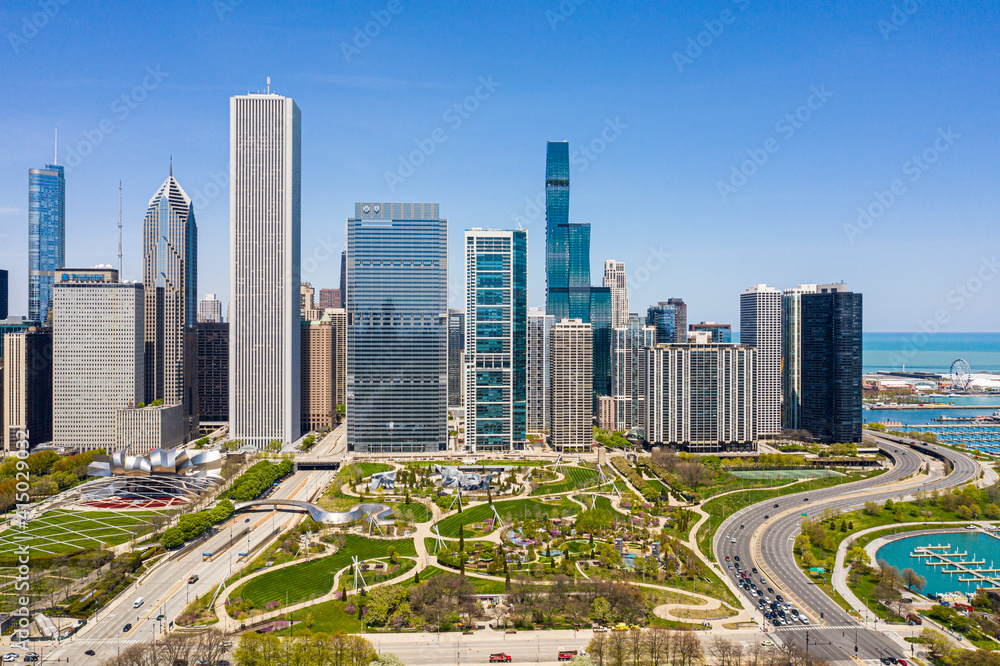 Obraz premium Chicago Skyline View from Drone