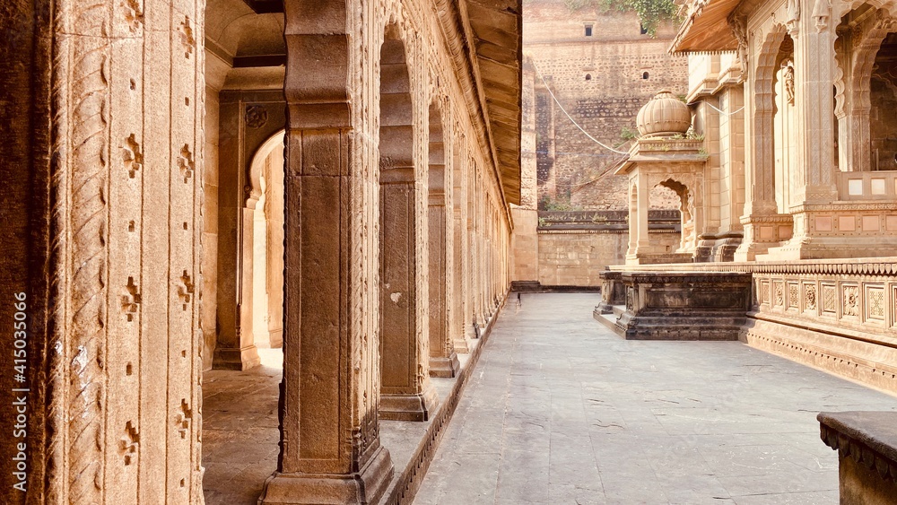 Fototapeta premium TEMPLE ARCHITECTURE