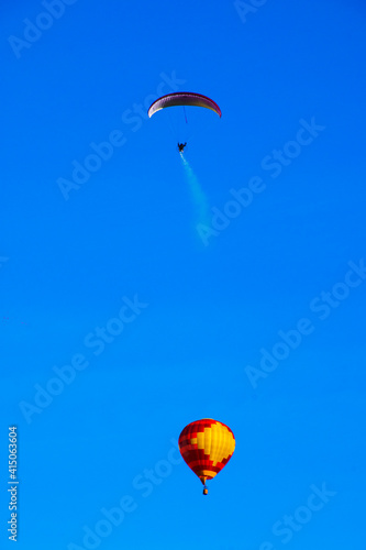 hot air balloon