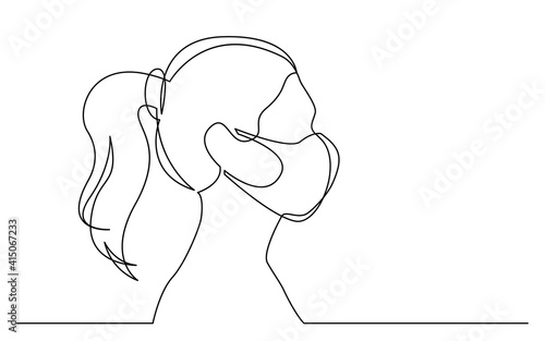 continuous line drawing of isolated on white background profile portrait of young woman with ponytail