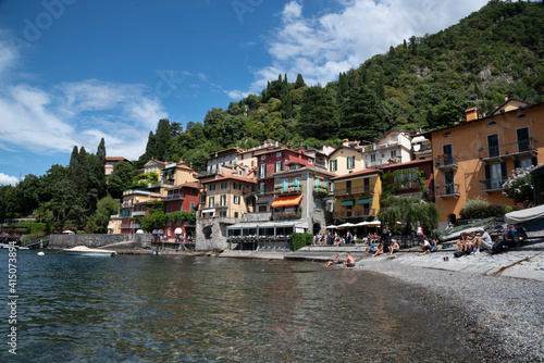 Fototapeta Naklejka Na Ścianę i Meble -  Italy, Lombardy, Lake Como, Varenna. Scenic and popular tourist area, lake with houses on hillside