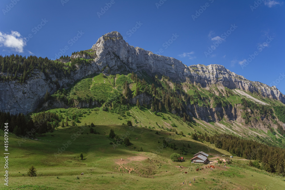 La roche Parnal, haute Savoie