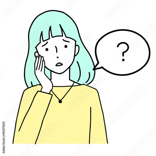 考える女性
