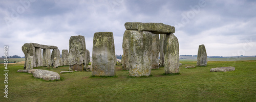 The magnifient Stonehedge photo