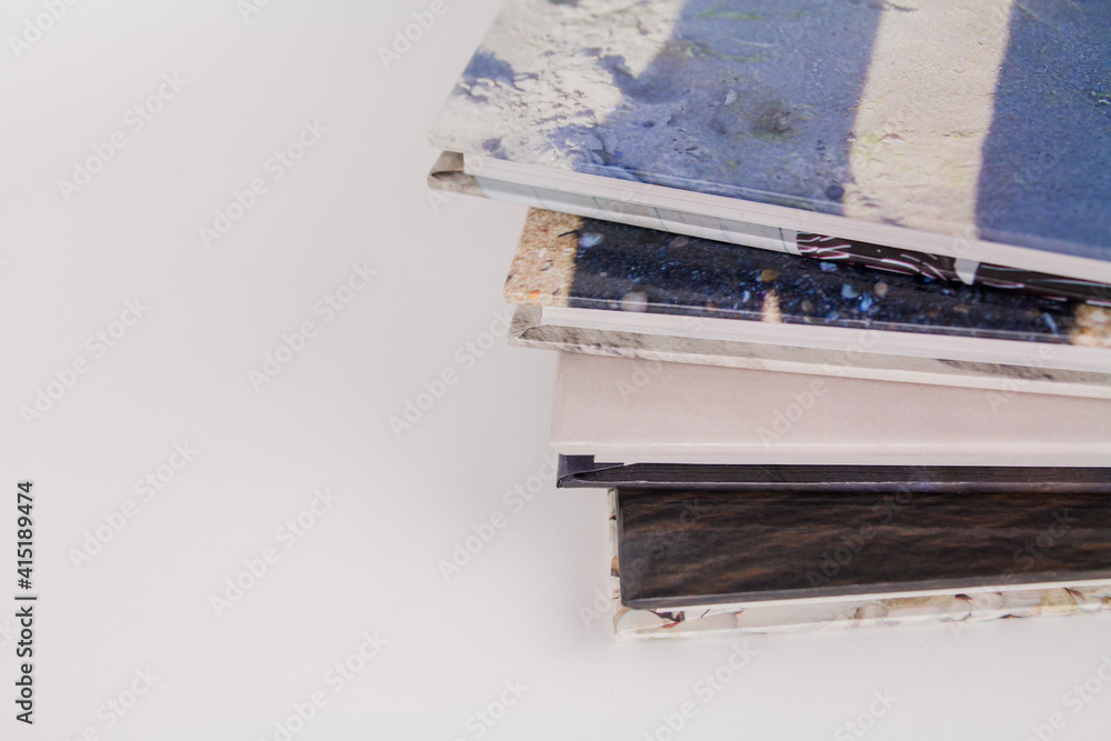 Obraz premium books are in a pile on top of each other on a white background