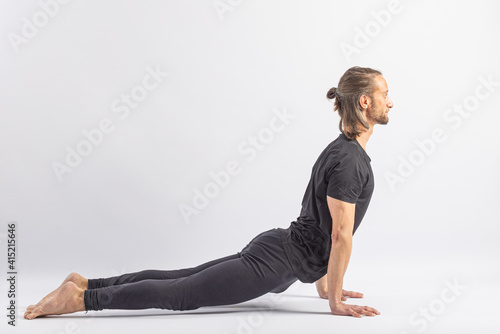 (11-104) Upward-facing dog Pose (Urdhva Mukha Svanasana) Yoga Posture (Asana) photo