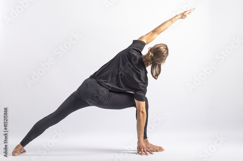 (17-104) Extended Side Angle Pose (Parsvakonasana) Yoga Posture (Asana)