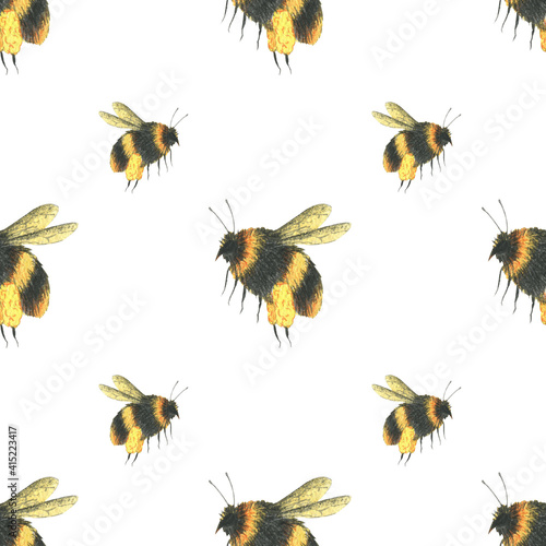 seamless pattern with bumblebees on a white background © Inzigen Art