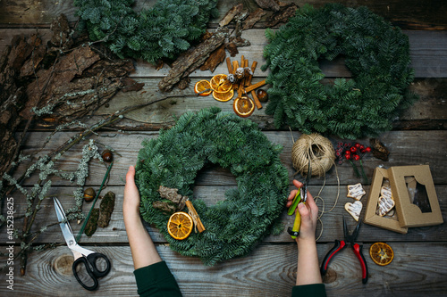 DIY christmas tree wreath decoration