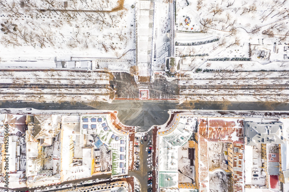 Bird view on the monument, of the founders of the city, Duke de Richelieu on the Promenade is one of the main attractions of Odessa. After snow blizzard on February 8, 2021. Bird view on the monument, of the founders of the city, Duke de Richelieu on the Promenade is one of the main attractions of Odessa. After snow blizzard on February 8, 2021.