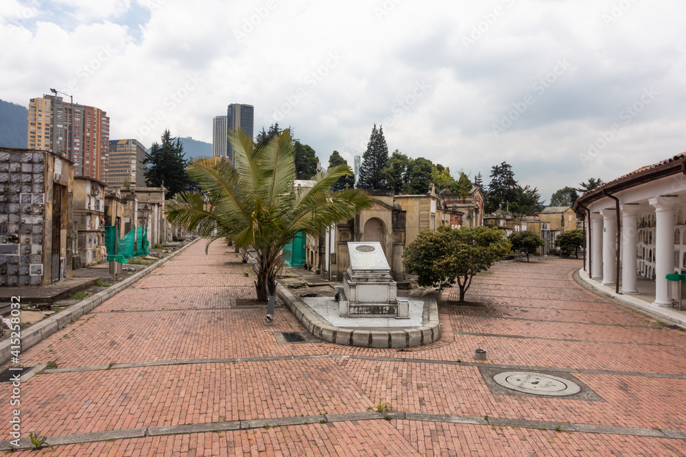 Vue Cimetière central de Bogota et la ville en arrière Plan Vue Cimetière central de Bogota et la ville en arrière Plan