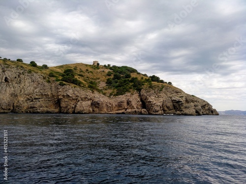 Punta de la formación rocosa de Punta del Milà, en L'Escala, mirador natural