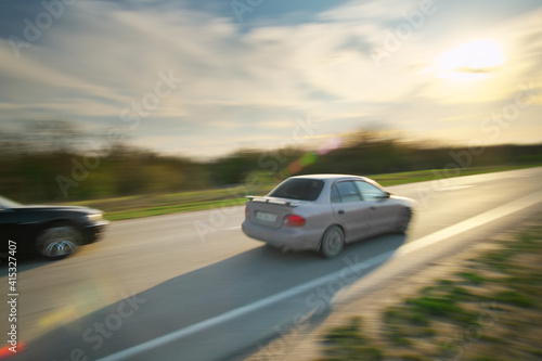 Car driving on freeway © GIS