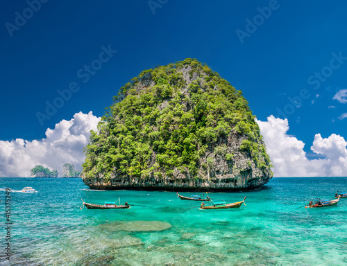 Beautiful uninhabited island in Thailand photo