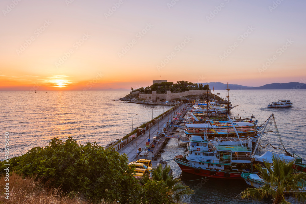 Fototapeta premium The road goes to Pigeon Island in Kusadasi. Kusadasi is a popular tourist destination in Turkey.