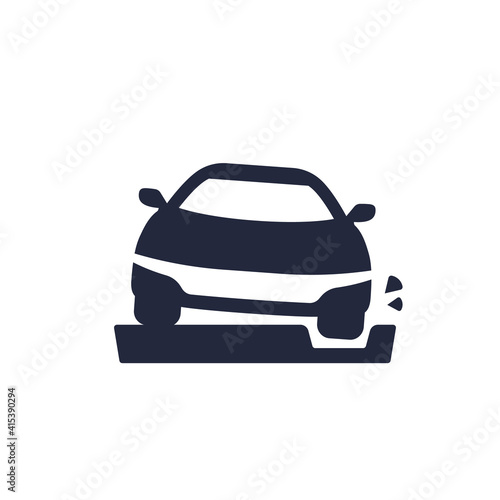 pothole icon with a car and road