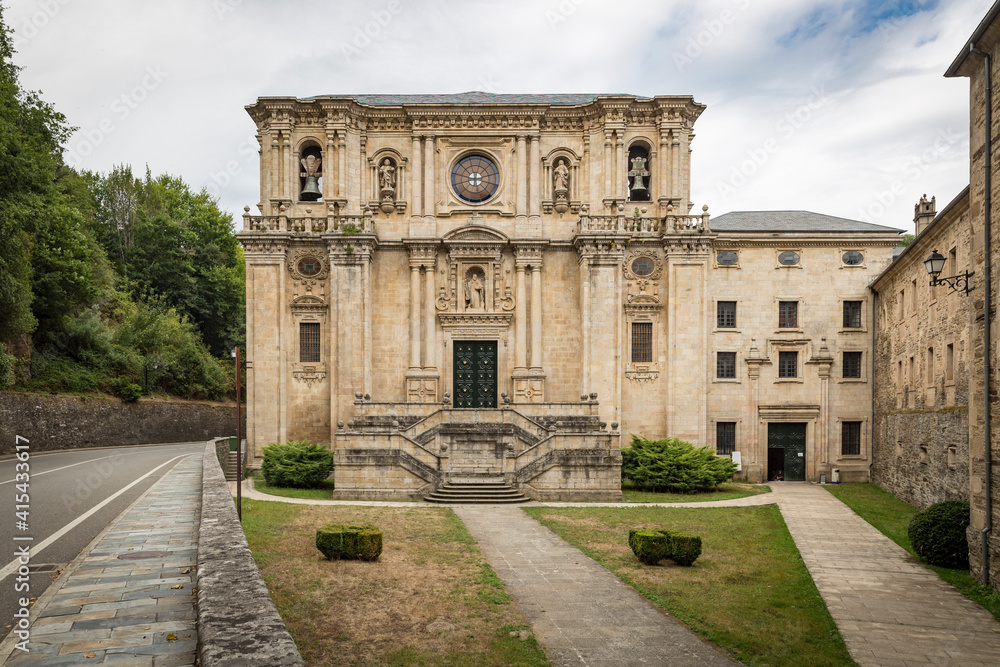 Obraz premium facade of the Monastery of St Julian of Samos (San Xulian de Samos), Province of Lugo, Galicia, Spain
