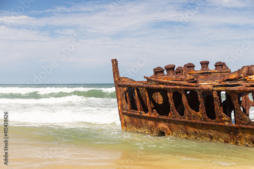 The shipwreck S.S. Maheno on Fraser Island in Queensland, Australia © Julia Hermann