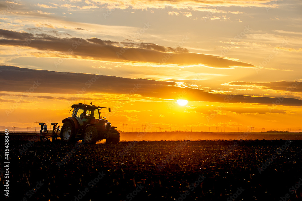 Fototapeta premium Preparing land for sowing