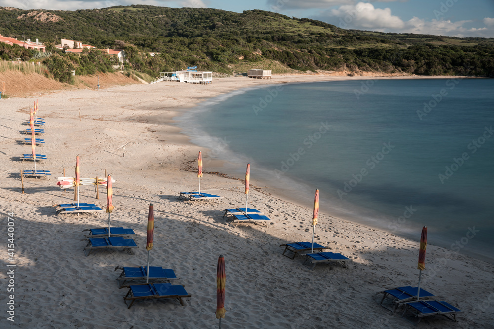 Obraz premium View on Longa Beach, Sardinia,on a sunny afternoon