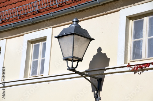 Wallpaper Mural Lantern At Home Torontodigital.ca