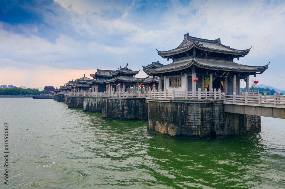 Guangji Bridge, Chaozhou City, Guangdong Province, China Guangji Bridge, Chaozhou City, Guangdong Province, China