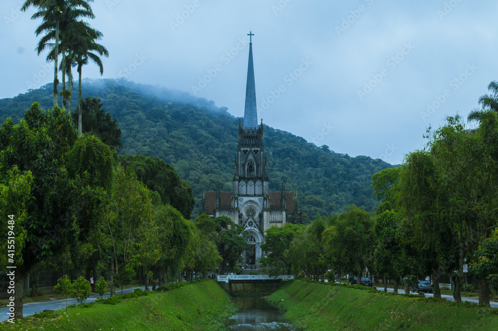 Petropolis Petropolis