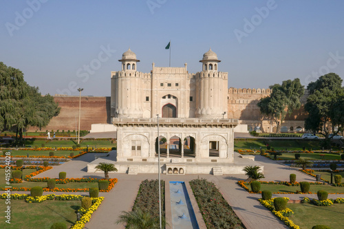 Photos View with garden and marble pavilion of white Alamgiri gate built by mughal empe