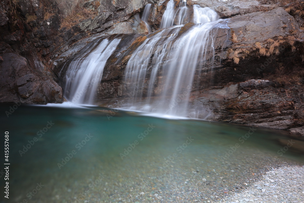 Fototapeta premium アメガエリの滝