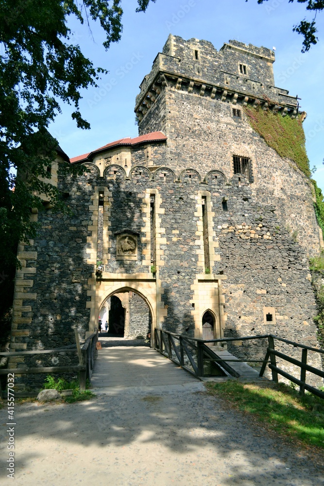 Grodziec Castle a late Gothic stronghold in Lower Silesia