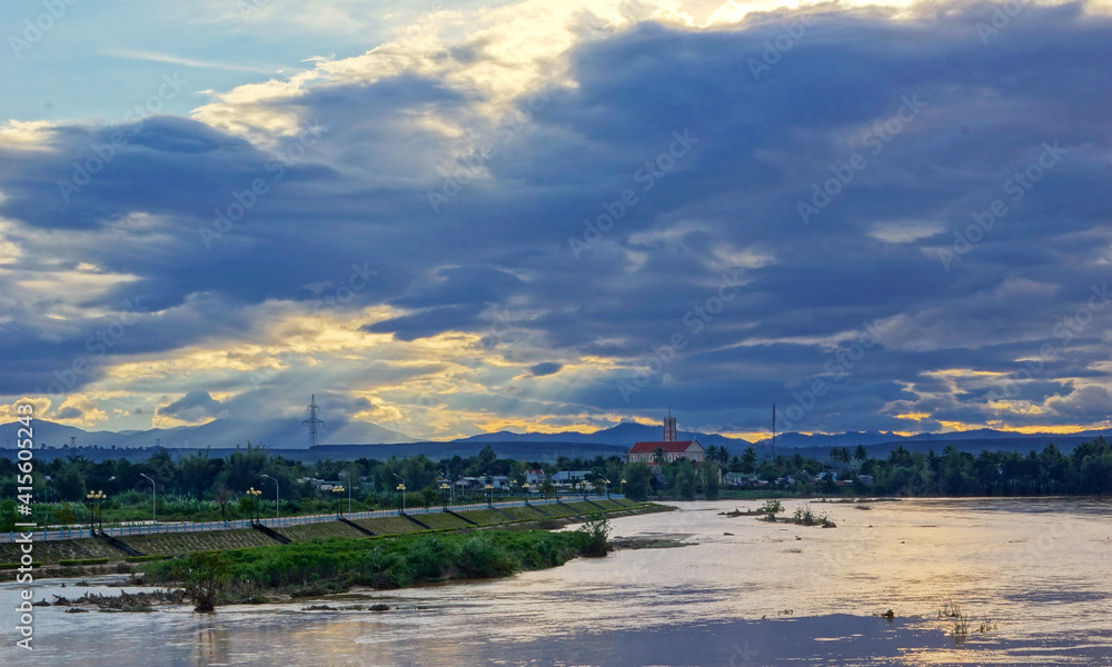 Fototapeta premium clouds over the river