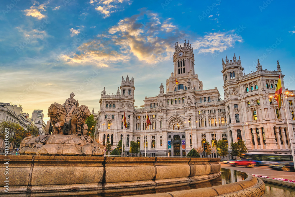 Madrid Spain, sunrise city skyline at Cibeles Fountain Town Square - obrazy, fototapety, plakaty 