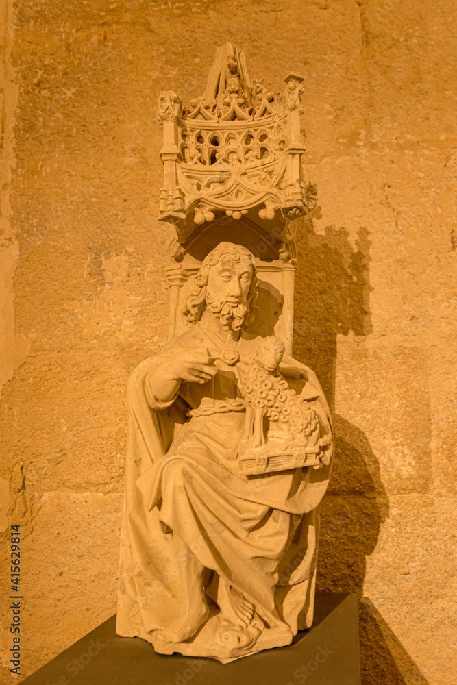 Fototapeta premium CATEDRAL ZAMORA DETALLES INTERIOR 