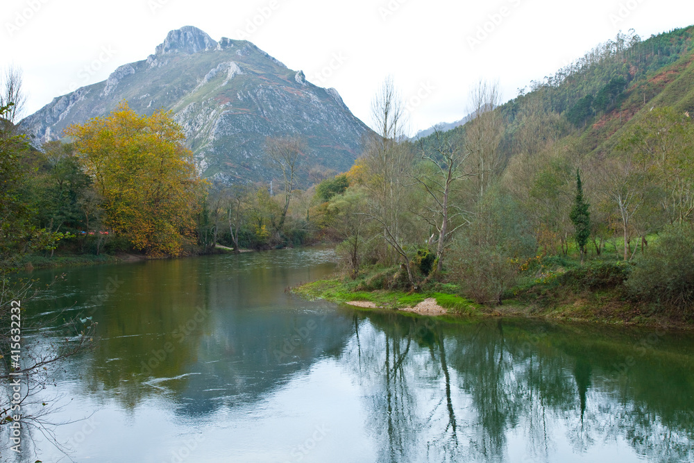 Tramo medio del Río Sella entre Llovio y Arriondas, Asturias