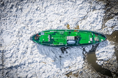 Lodołamacze na Wiśle