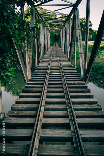 Fototapeta Naklejka Na Ścianę i Meble -  Abandoned Train Bridge