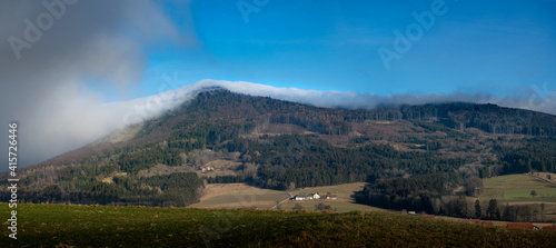 Wolkenhaube am Peilsteingipfel photo