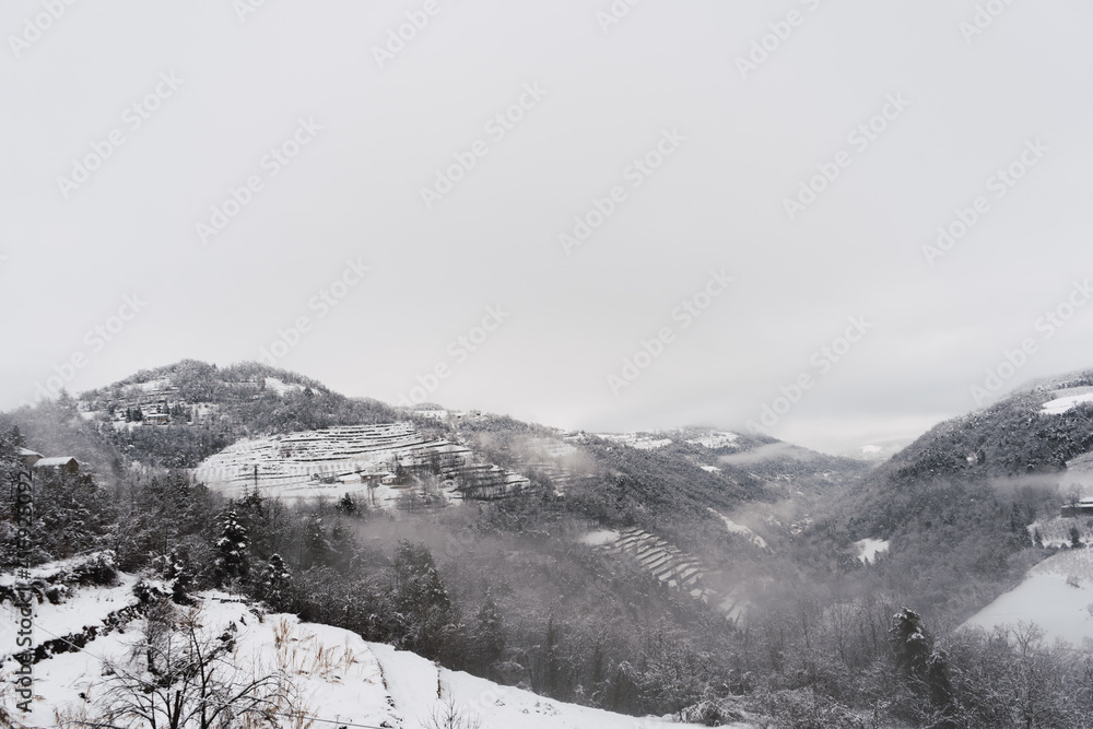 Obraz premium Snowy landscape in Italy
