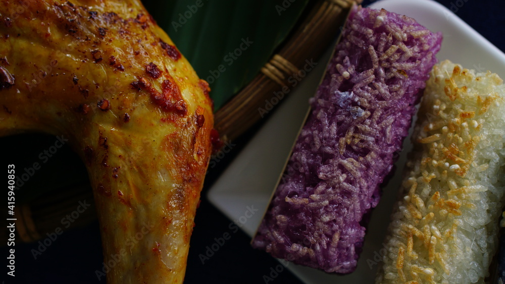 Naklejka premium Vietnamese traditional dishes in a restaurant.