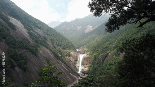 屋久島 千尋滝 屋久杉 国立公園 鹿児島