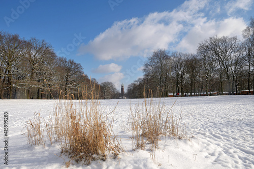 Wallpaper Mural volkspark jungfernheide Torontodigital.ca