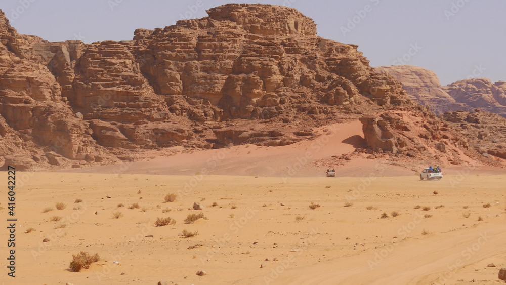 Wüste Wadi Rum in Jordanien mit Jeep Wüste Wadi Rum in Jordanien mit Jeep