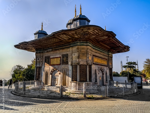 Photography Fountain of Ahmed III in Istanbul (Turkey) - outside view