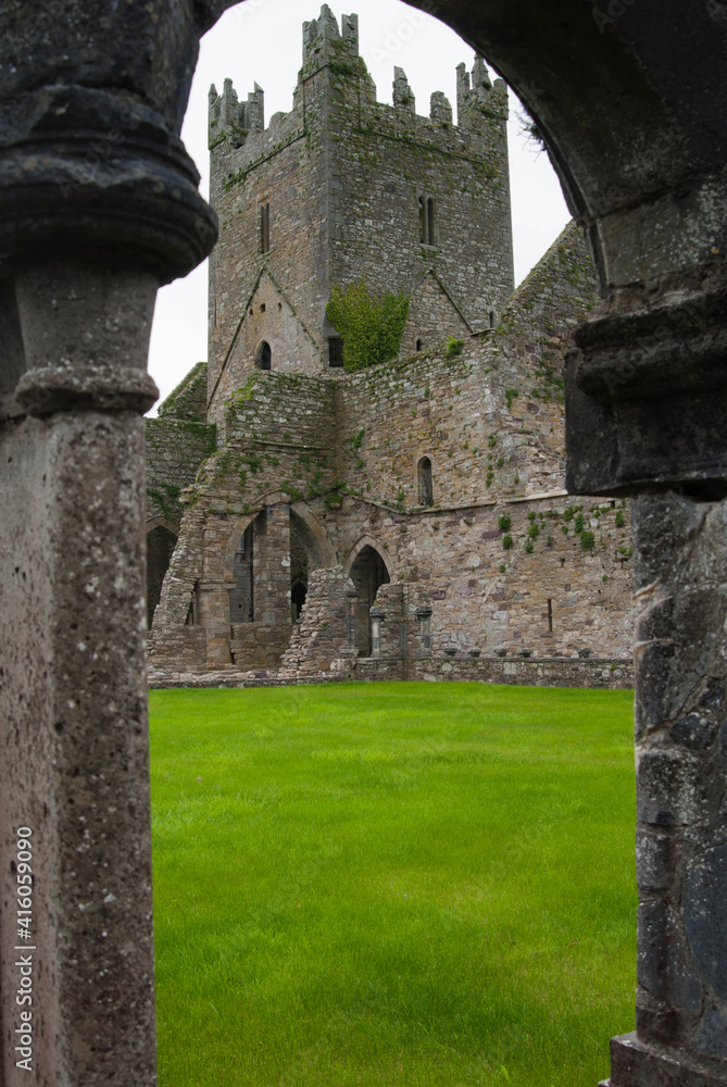 Jerpoint Abbey, County Kilkenny, Leinster, Republic of Ireland (Eire), Europe Jerpoint Abbey, County Kilkenny, Leinster, Republic of Ireland (Eire), Europe