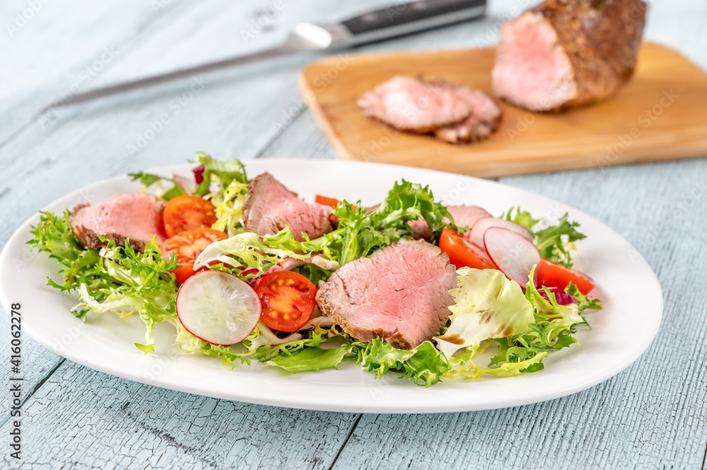 Roast beef salad