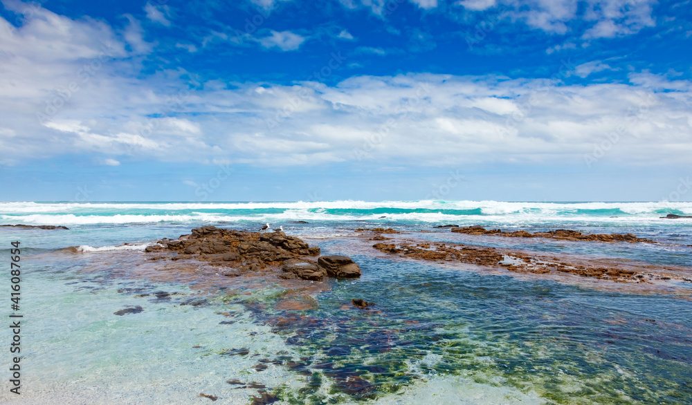Fototapeta premium Sandy beach on western side of Cape Town peninsula
