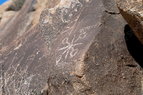 Joshua Tree Petroglyph 01