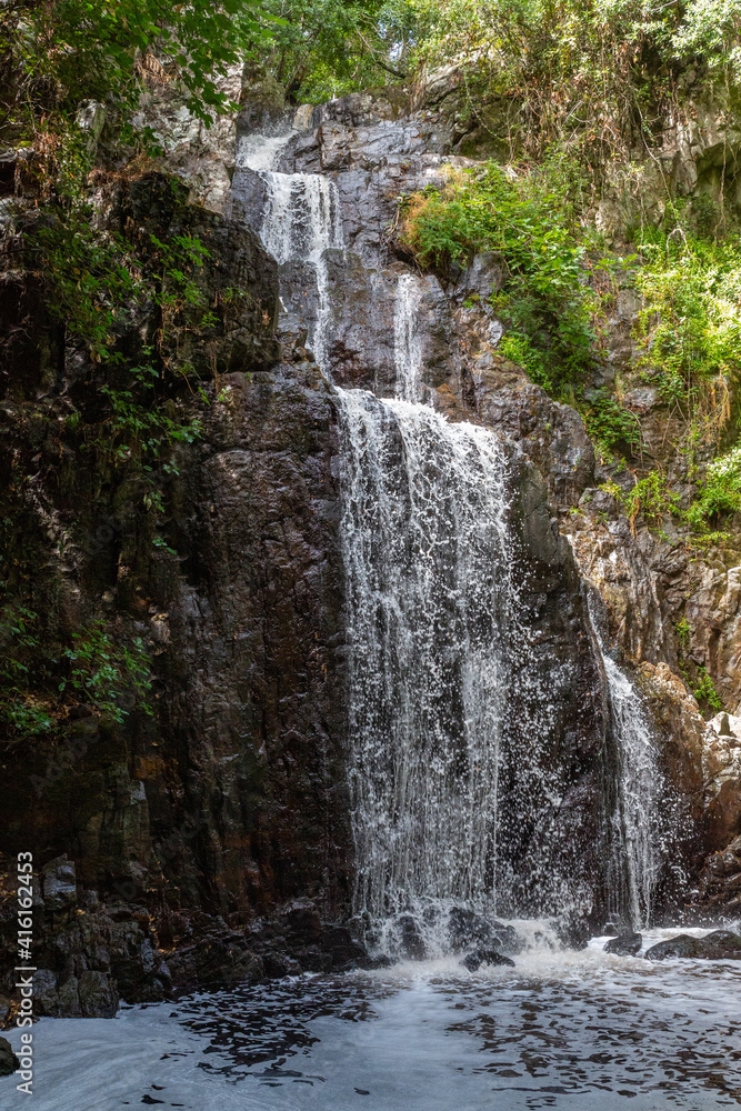 Obraz premium Wasserfall auf Sardinien